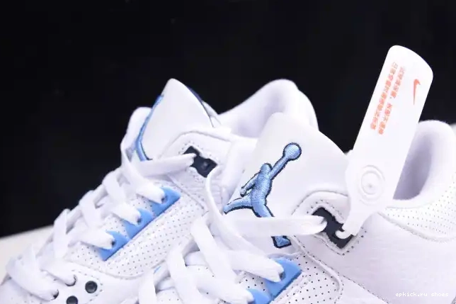 Rep 3 CT8532-104 Air Jordan UNC 0604
